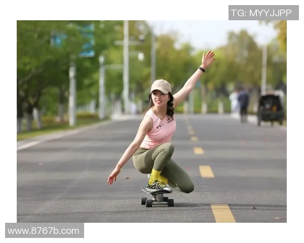 重庆滑板队进攻战术揭秘：深度解析滑板运动的魅力与挑战