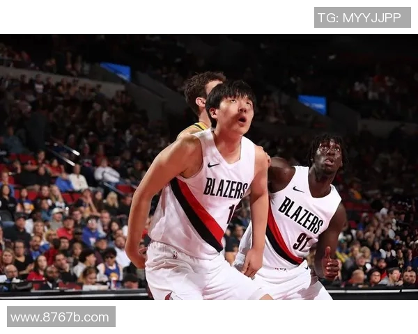 勇士与开拓者激战正酣比分背后揭示的比赛精彩瞬间