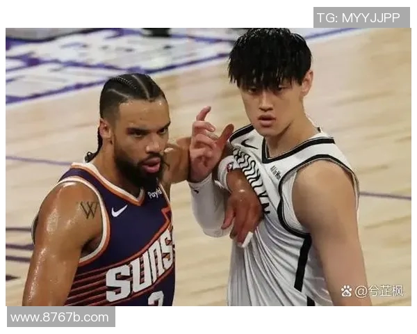 勇士与篮网激战正酣10月29日精彩对决引发球迷热议 勇士与篮网激战正酣10月29日精彩对决引发球迷热议