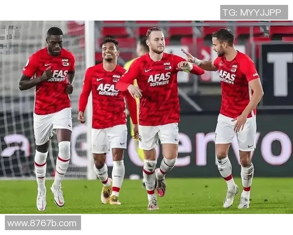 多德勒支主场迎战阿尔克马尔期待激烈对决与精彩进球 多德勒支主场迎战阿尔克马尔期待激烈对决与精彩进球