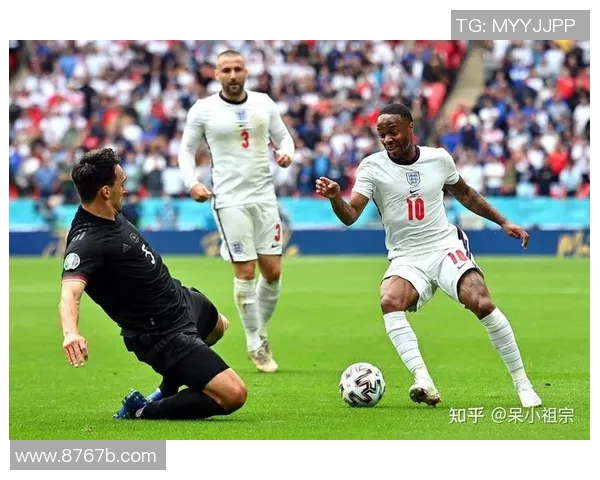 英格兰与中国足球激情对决直播盛况回顾与精彩瞬间分析 英格兰与中国足球激情对决直播盛况回顾与精彩瞬间分析