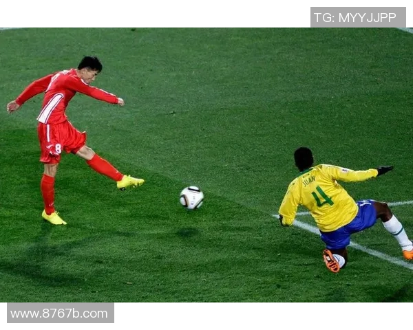 东亚杯男足激战朝鲜与韩国两强对决精彩瞬间回顾与分析 东亚杯男足激战朝鲜与韩国两强对决精彩瞬间回顾与分析