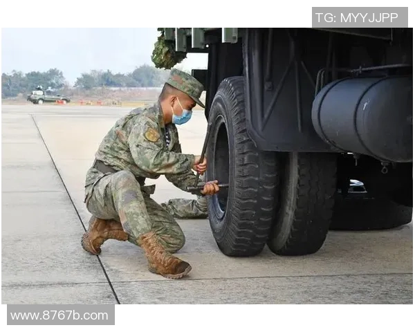 中央陆军与西班牙足球队激战正酣谁能在这场对决中笑到最后